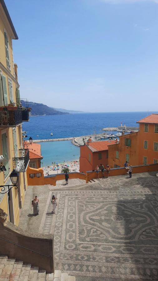 Menton, Centre Historique, Vue Mer Екстериор снимка
