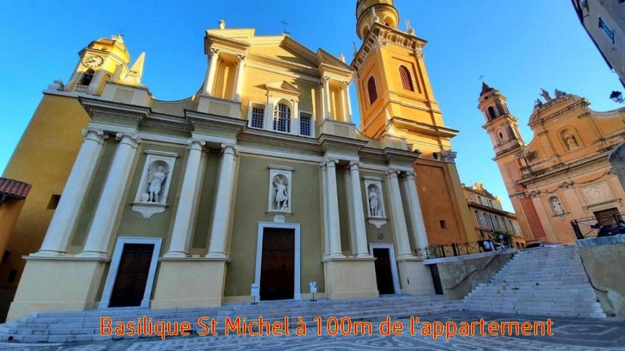 Menton, Centre Historique, Vue Mer Екстериор снимка